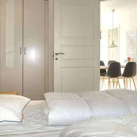 2 Bedroom Lovely In Aakirkeby *