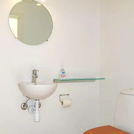 Apartment Stunning In Aakirkeby With Kitchen *